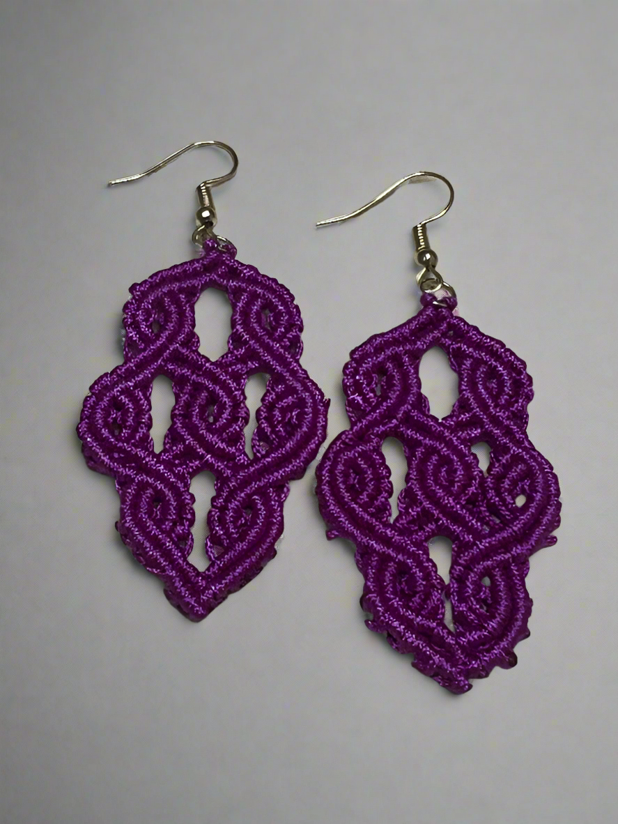Celtic Knot Mini Macrame Earrings