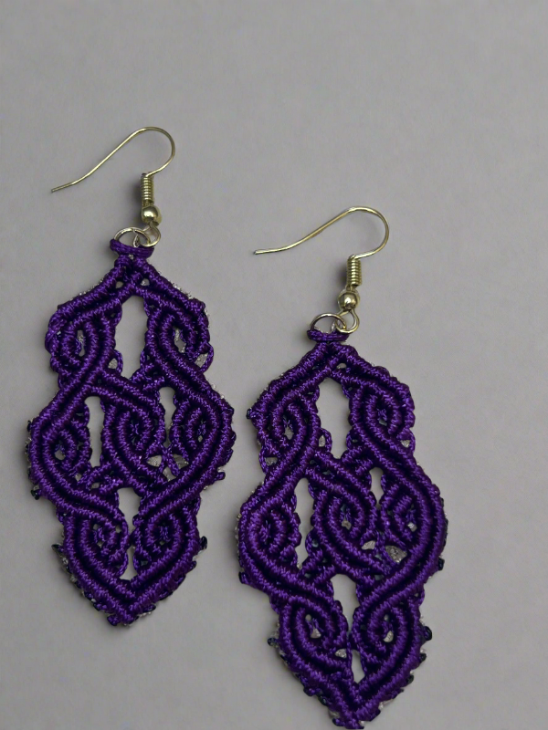 Celtic Knot Mini Macrame Earrings